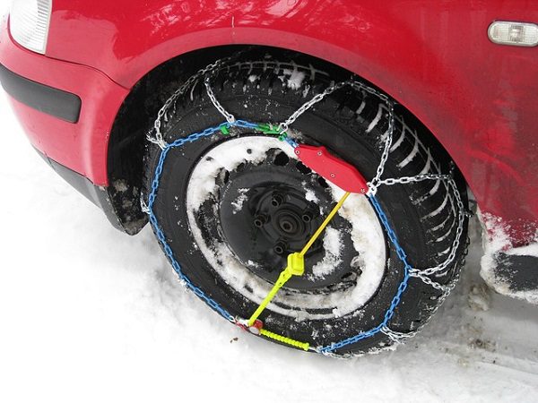 Lanci za snijeg za automobile
