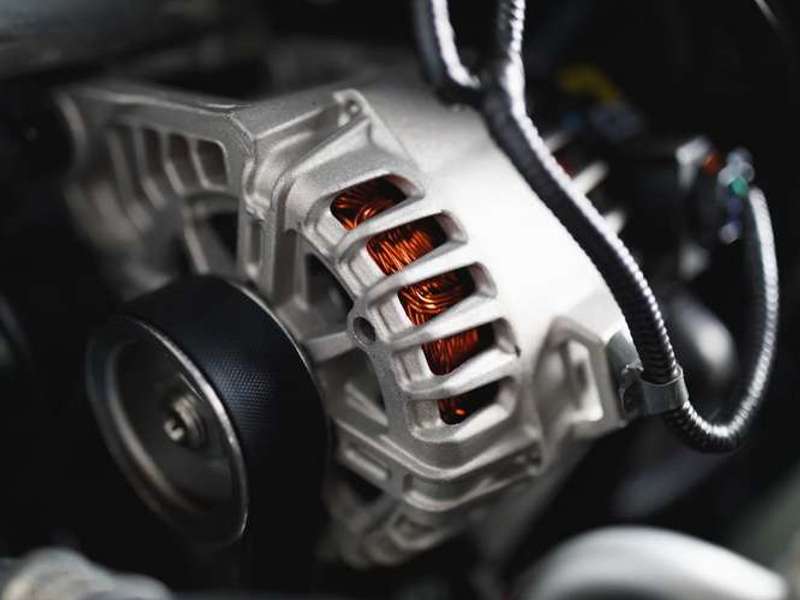 Alternator za auto